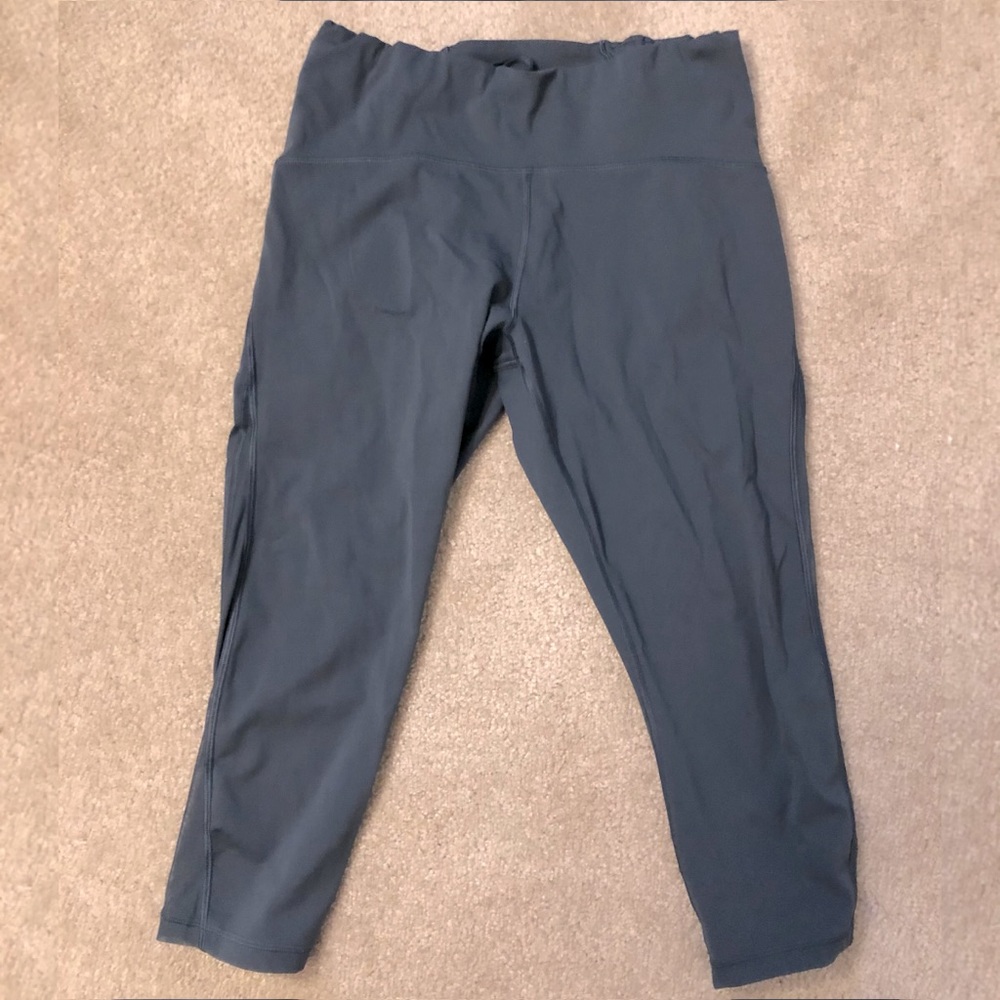 Wunder Under HR Crop 21” Mesh Pants